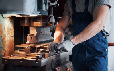 Lubricante tradicional vs lubricante evaporativo en corte y estampado de metal: diferencias reales en producción